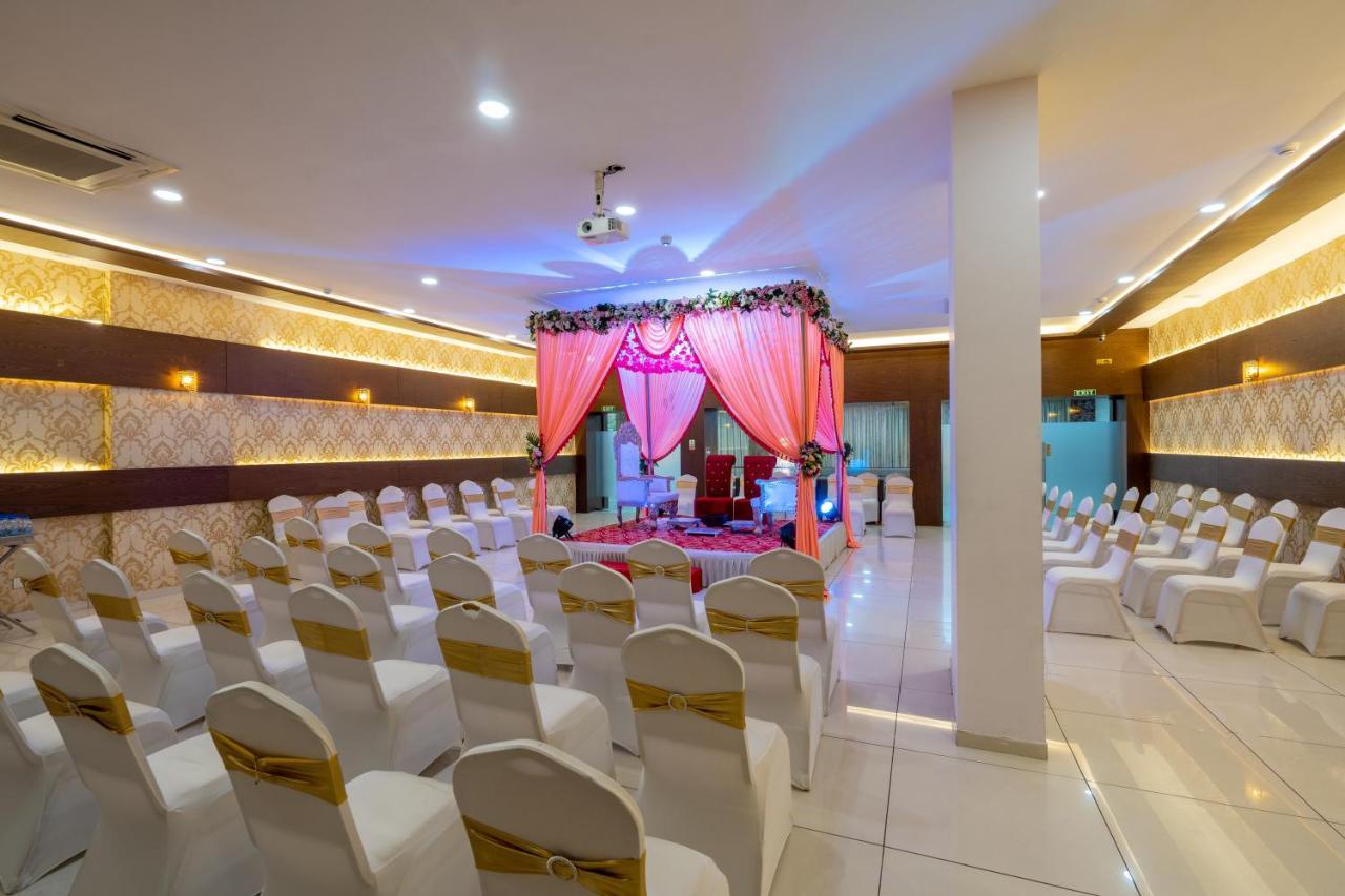 Nadiād Jalashray Resort מראה חיצוני תמונה