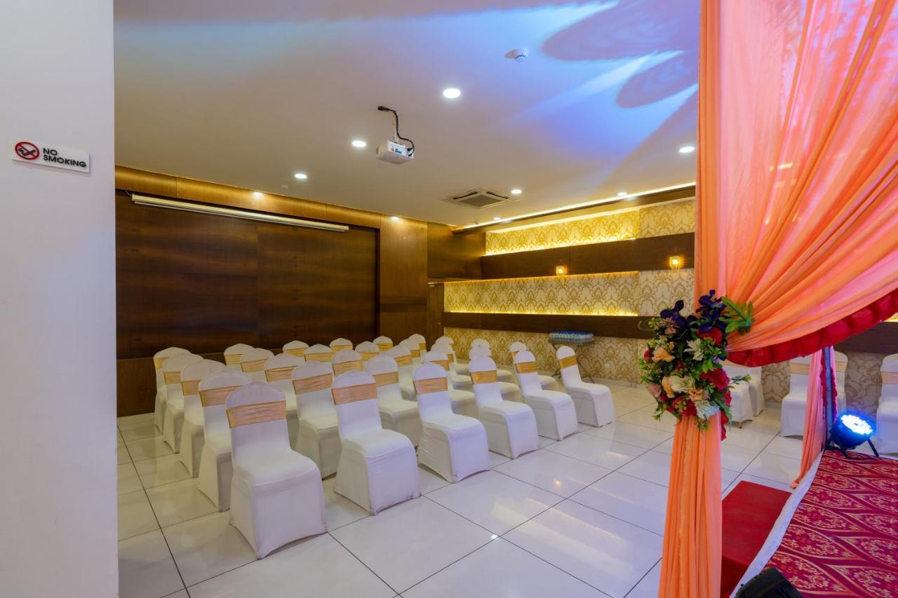 Nadiād Jalashray Resort מראה חיצוני תמונה