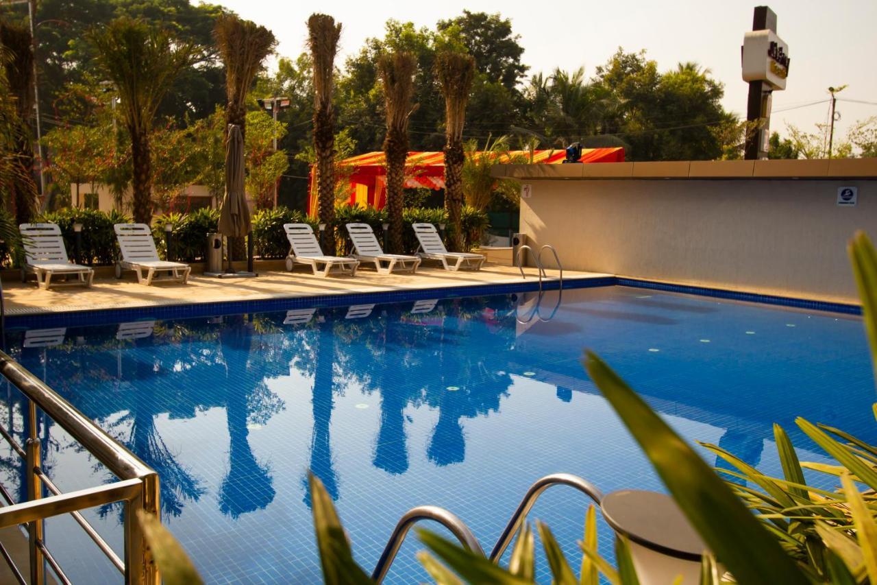 Nadiād Jalashray Resort מראה חיצוני תמונה