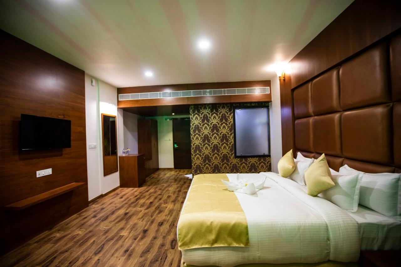 Nadiād Jalashray Resort מראה חיצוני תמונה